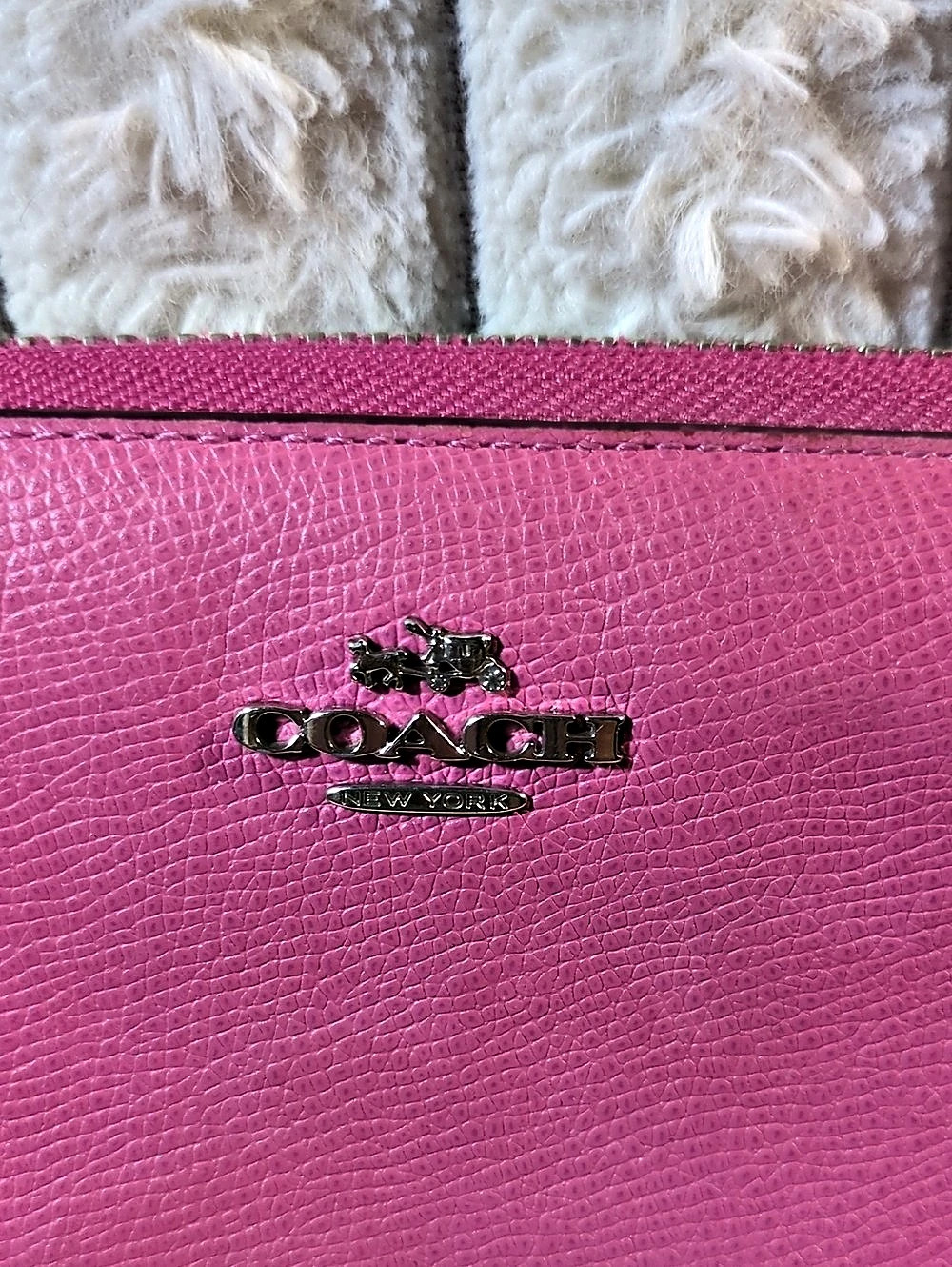 Coach Accordion Zip Wallet in Pink NOW ONLY $35 - Picture 2 of 12